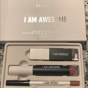 Realher “I am Awesome” Lip Kit